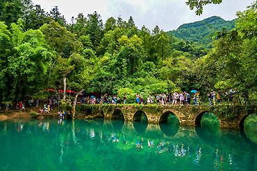 小七孔152_banner