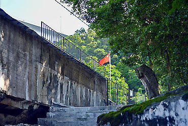 威远炮台80_banner