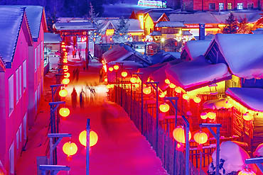 摄图网_500764857_banner_温暖的雪乡（企业商用）