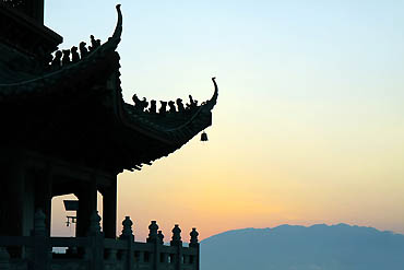 370-2003-摄图网_500314005_banner_晨曦（企业商用）
