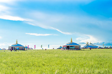2023-摄图网_500546455_banner_内蒙古草原（企业商用） (1)
