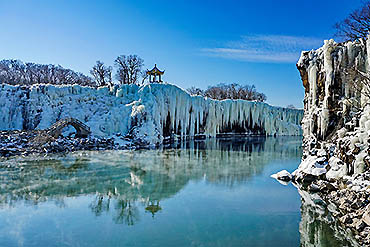 摄图网_501686325_banner_东北吉林镜泊湖冬景（企业商用）