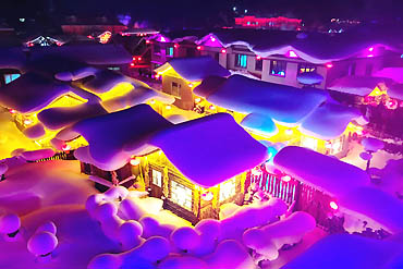 摄图网_501183291_banner_东北雪乡夜景（企业商用）